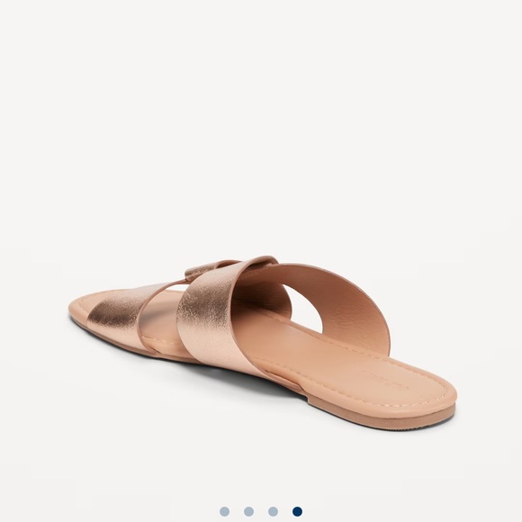 NWT OLD NAVY Faux-Leather Link Strap Sandals Color: Rose Gold - Picture 4 of 4